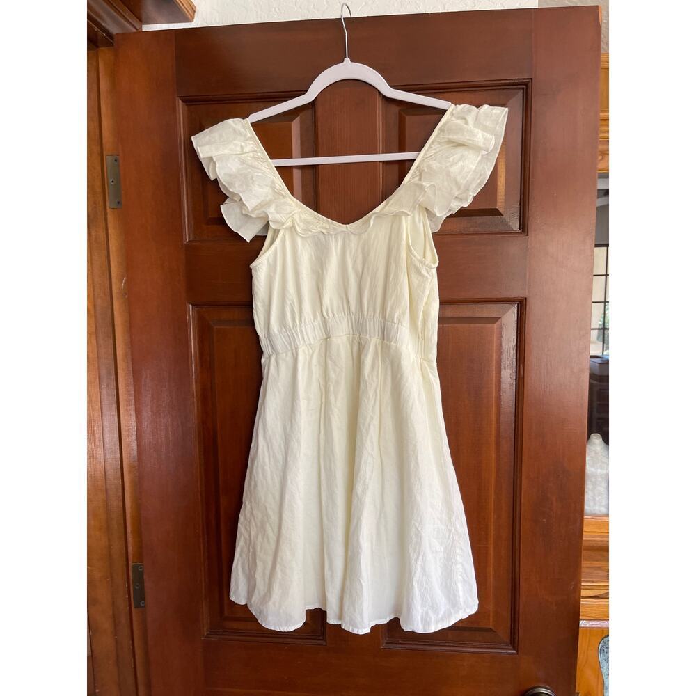 WILDFOC RUFFLE SKATER DRESS CREAM SIZE SMALL - Picture 4 of 4